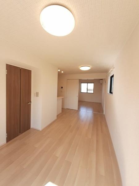 ディセントラ一色