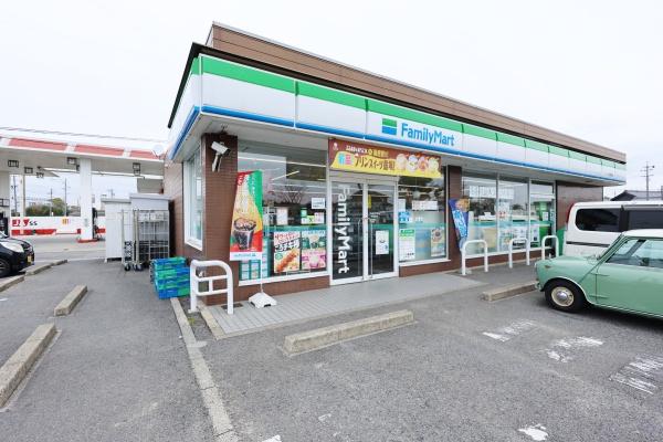 グリーンヒル(ファミリーマート一色開正店)