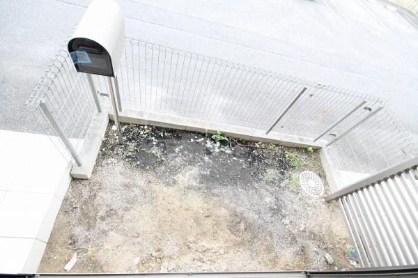 メゾネットマイリ(庭)