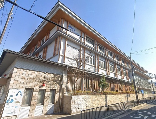 東福寺貸家2(東山泉中学校)