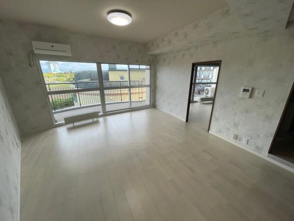 守山市今浜町のマンション