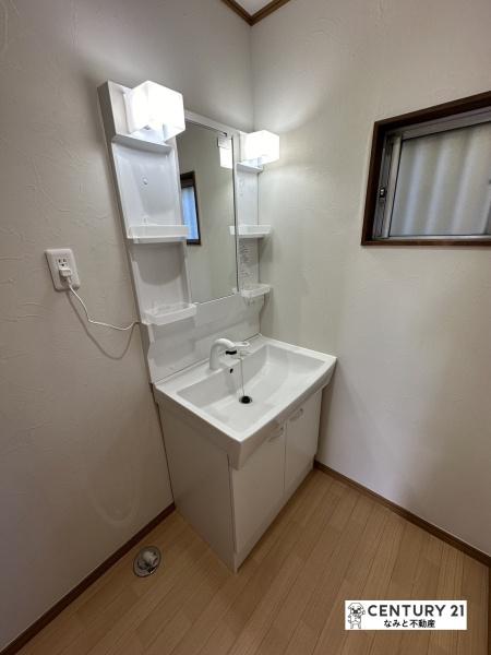 岡崎市羽根町字大池の貸家