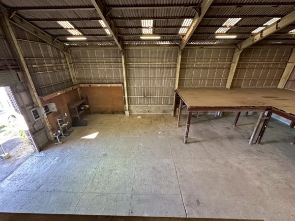 豊橋市大村町桜島　貸倉庫