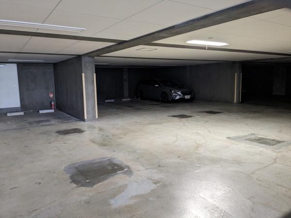 みよし市黒笹いずみ３丁目のマンション