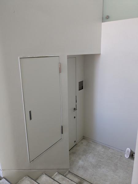 みよし市黒笹いずみ３丁目のマンション