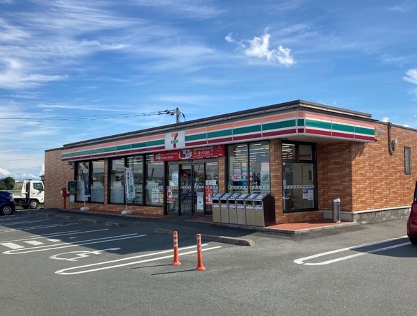 小城市牛津町勝のアパート(セブンイレブン小城牛津店)