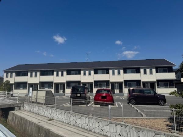 グリーンテラス下東川津