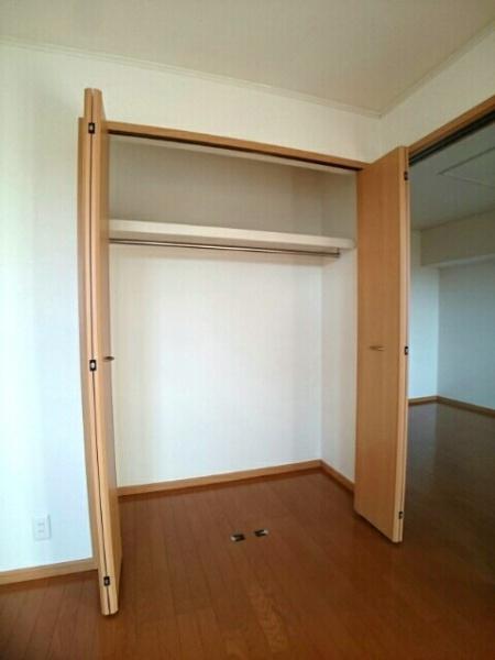 カーサ　プラシードＢ