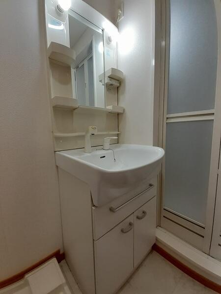 アヴィタシオン　Ｋ