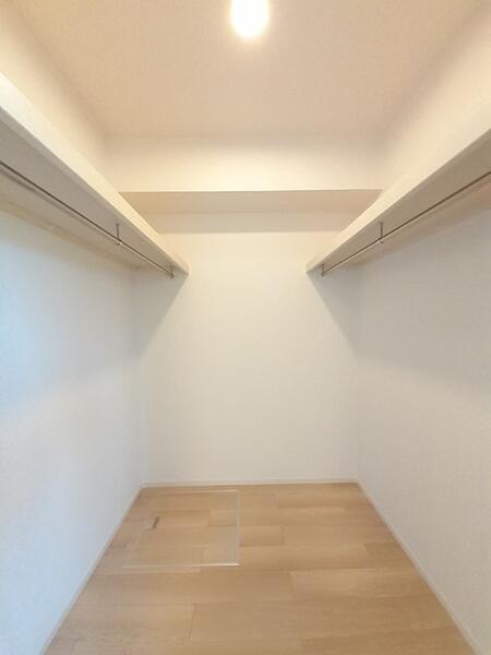 アジュール