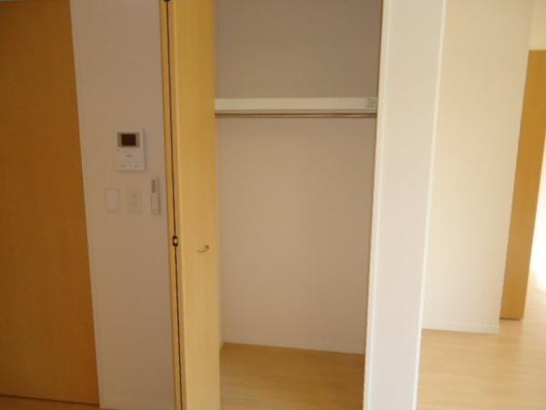サンクレストⅢ番館