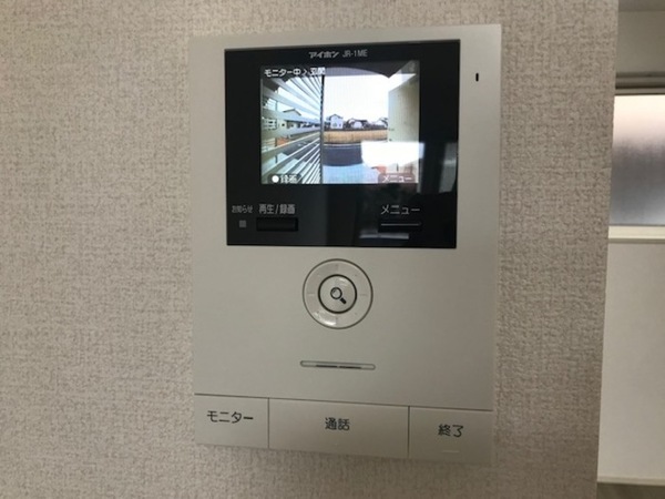 ウィットエム