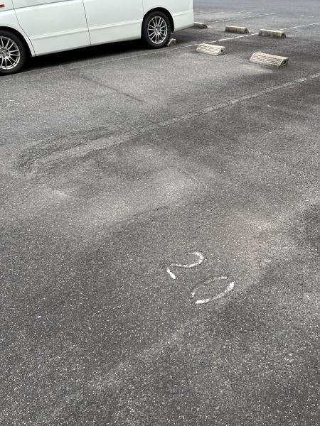 ハピネス・Ⅱ(駐車場)