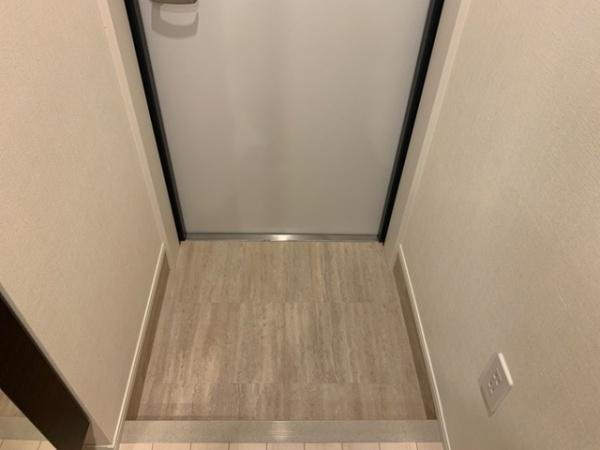 シャリス大津