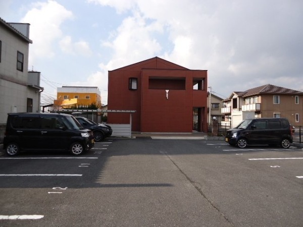 イグゼ(駐車場)