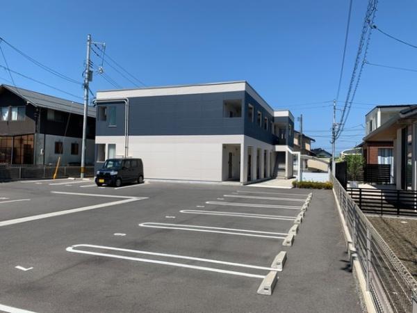 ピアネータ(駐車場)