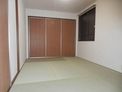 バリュージュ佐野　D棟