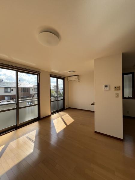 ダンデライオン D棟(リビング)