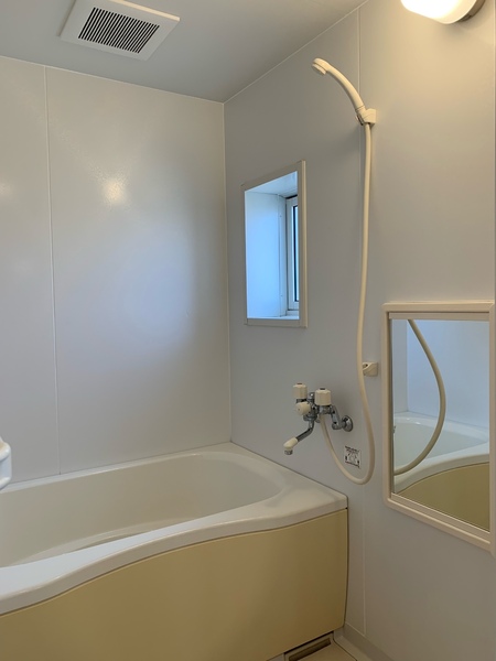 SQUARE35 D棟(バス)