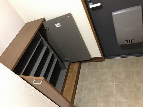 メゾン築山　B棟