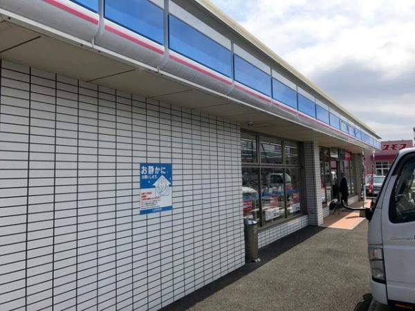 シャンメール C棟(ローソン東出雲ホープフルタウン店)