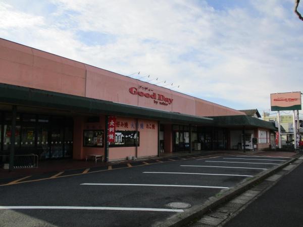 すずかけ荘(グッディー平田店)