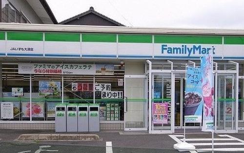 メゾン・パルティーダ(ファミリーマートJAいずも大津店)