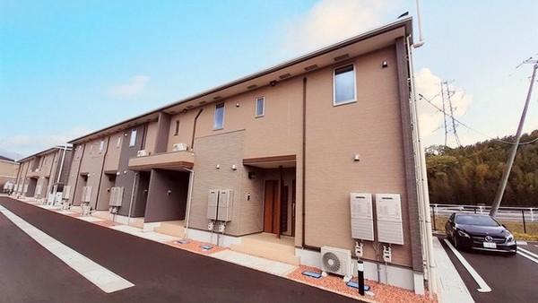 松江市下東川津町のアパート