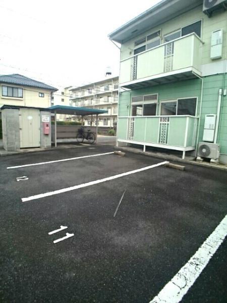 メゾンルピナスＡ