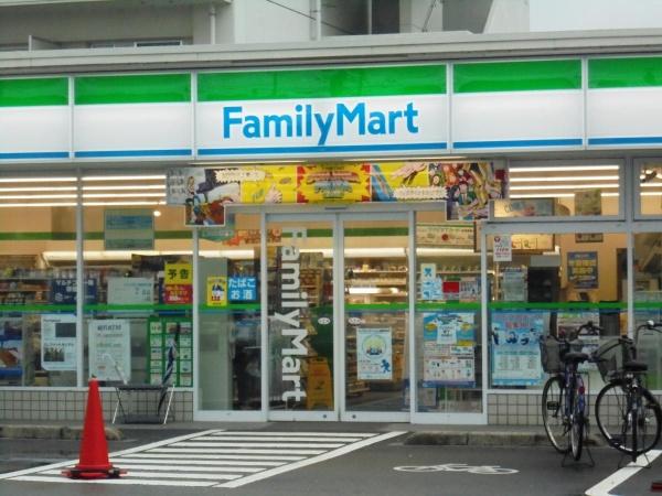ヴィラーチェ　Ｎ　　Ⅱ棟(ファミリーマート松江西川津店)
