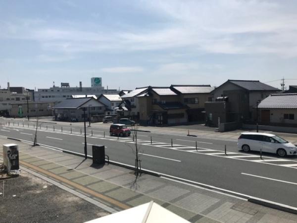 エレガンス中ノ島　A棟