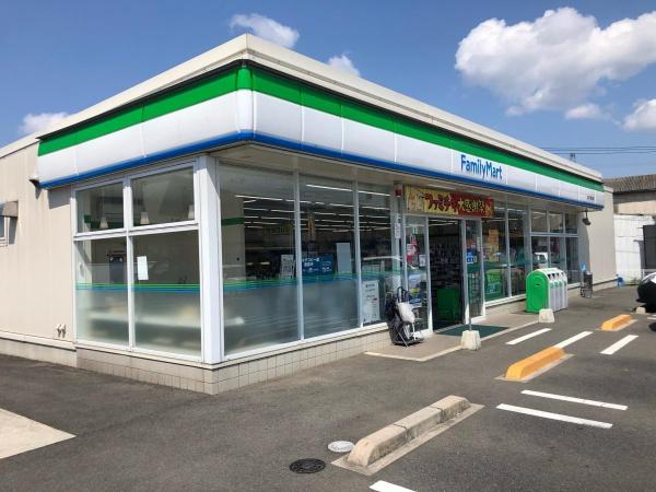 グラン・ロジュマンB(ファミリーマート松江下東川津店)