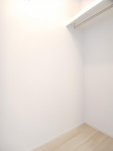 オリーブ・アール