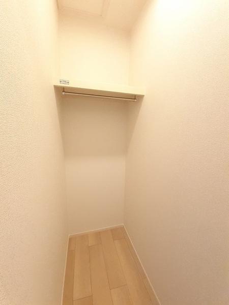 ブルジョン(収納)