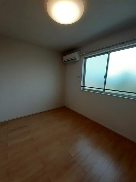 ベル・ウェール C(洋室)