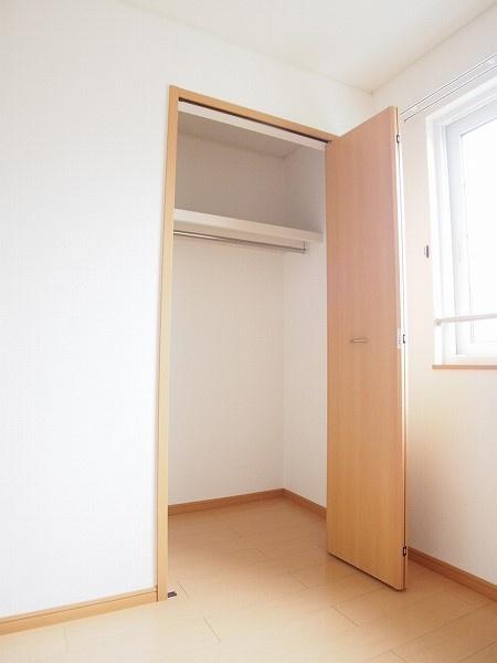 ボヌール荻杼 B(収納)