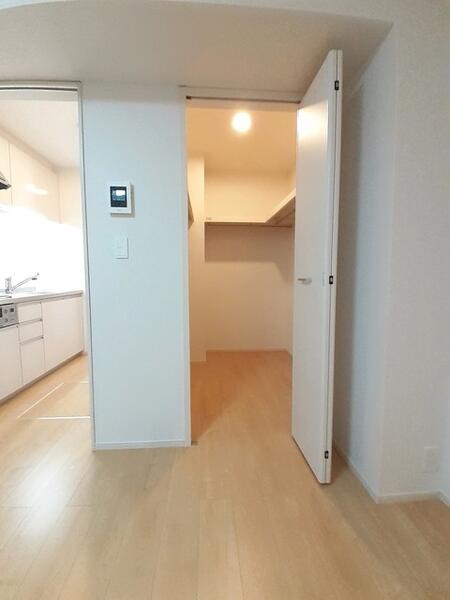 オリエンタル レジデンス 1(収納)