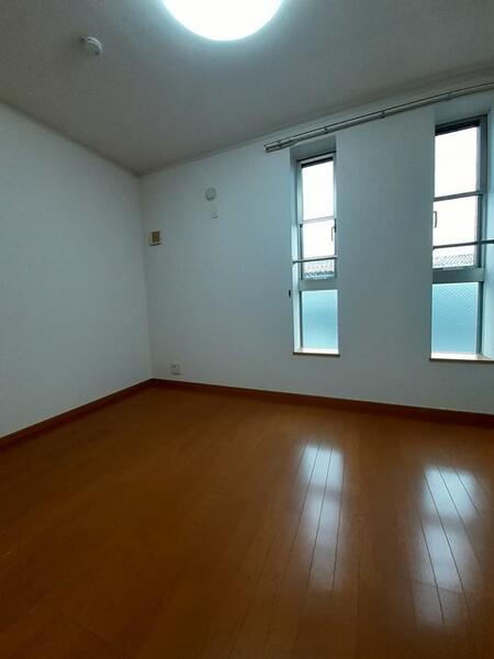 セレーノ YUMACHI(洋室)