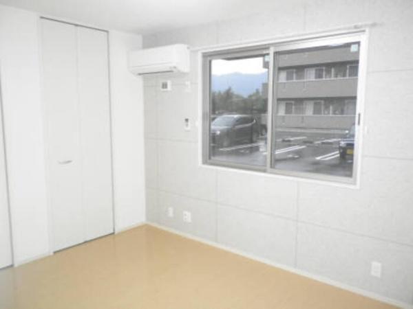 リビングタウン中野美保南　Ｂ棟