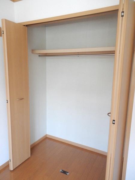 ヴィラ　チェリーブロッサムＡ