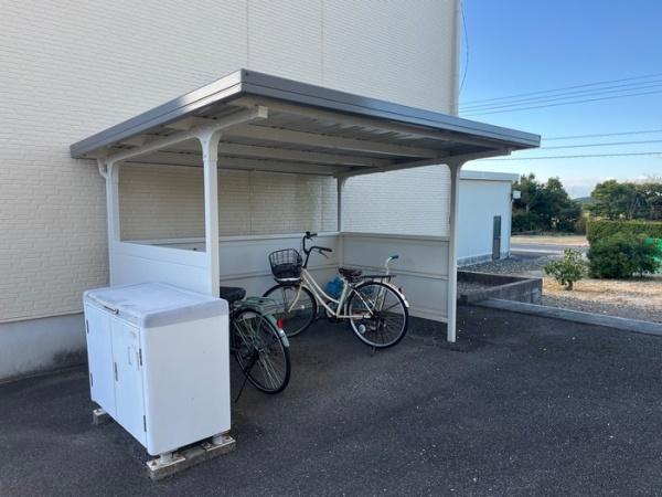 グリーンヴィレッジ　B棟