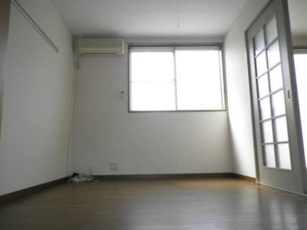 グリーンヴィレッジ　B棟