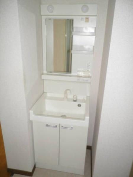 グリーンヴィレッジ　B棟