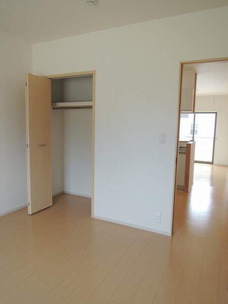 リヴァリエ　２