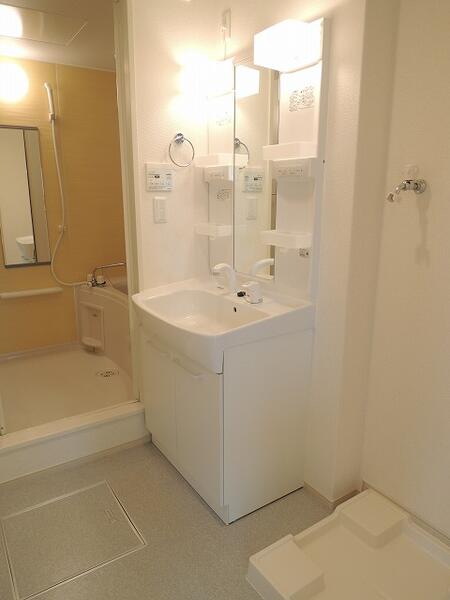 リヴァリエ　２