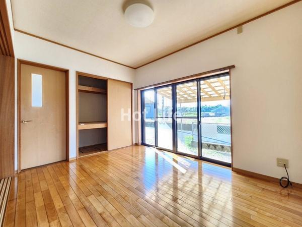 都城市高木町の貸家