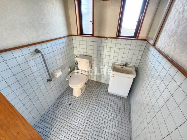 都城市姫城町の事務所