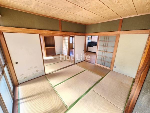 津曲貸家(郡元町)B棟(リビング)