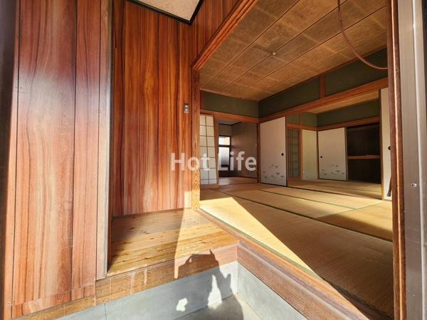 津曲貸家(郡元町)B棟(玄関)