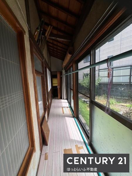 庭木あふれる大正物件　大橋町